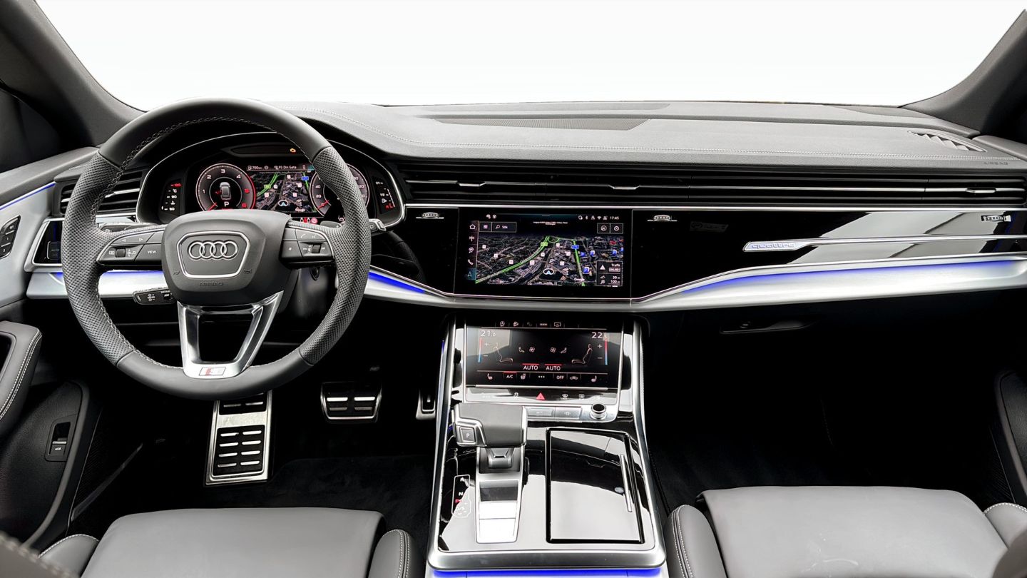Audi Q8
