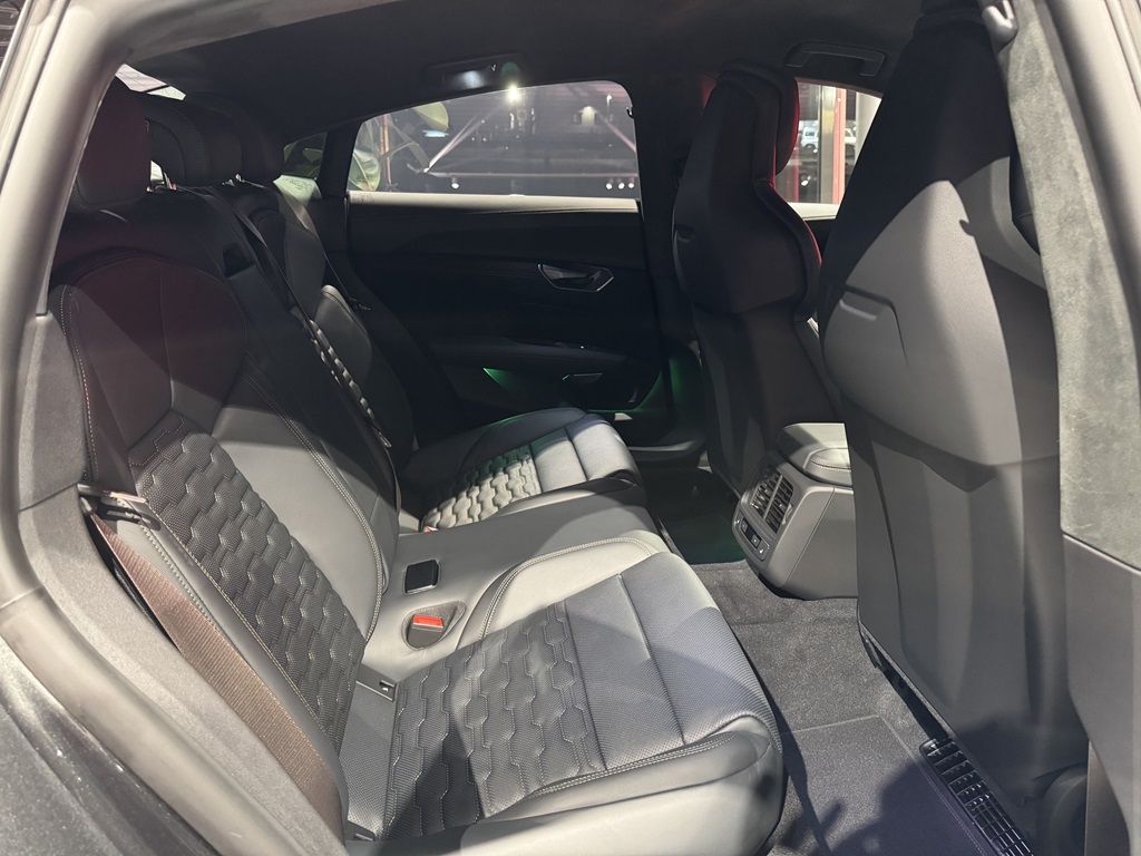 Audi RS e-tron GT performance