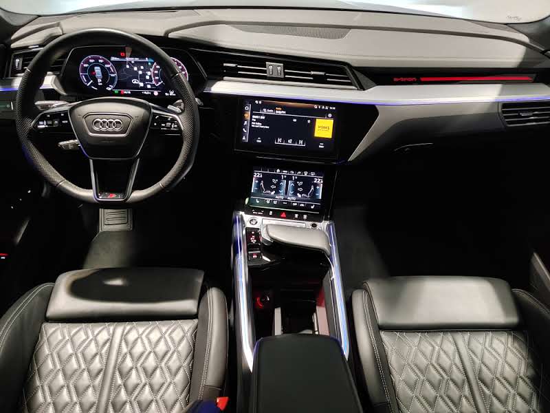 Audi e-tron