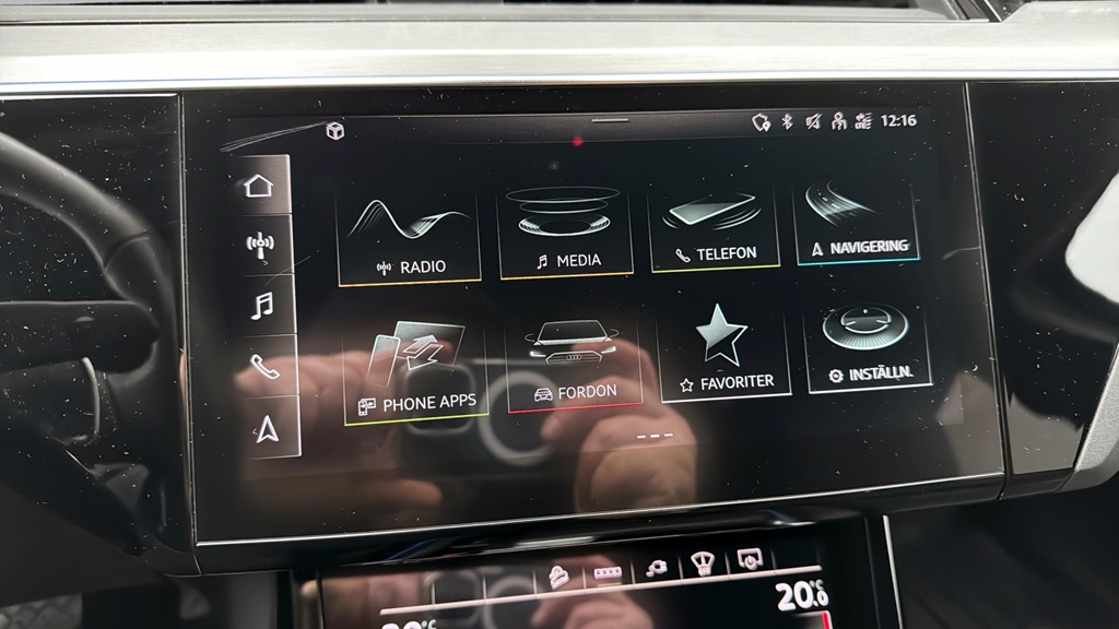 Audi e-tron