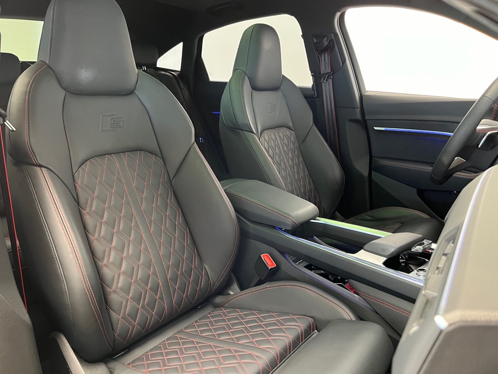 Audi Q8 Sportback e-tron