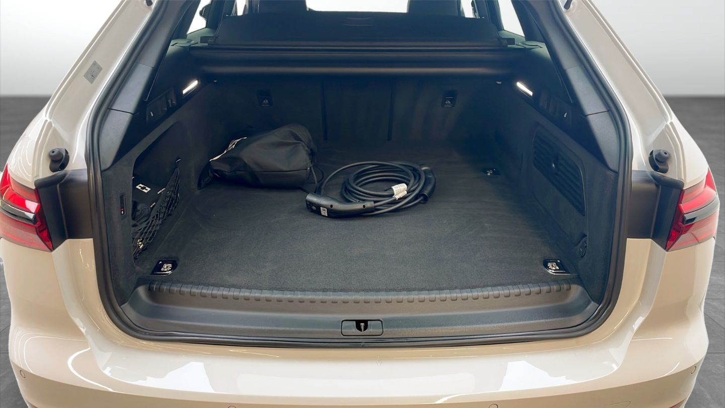 Audi A6 Avant TFSI e