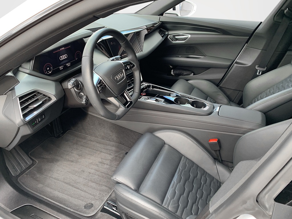 Audi e-tron GT quattro