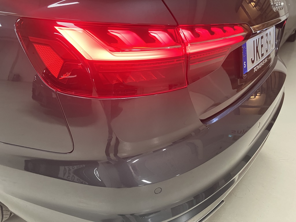 Audi A4 Sedan