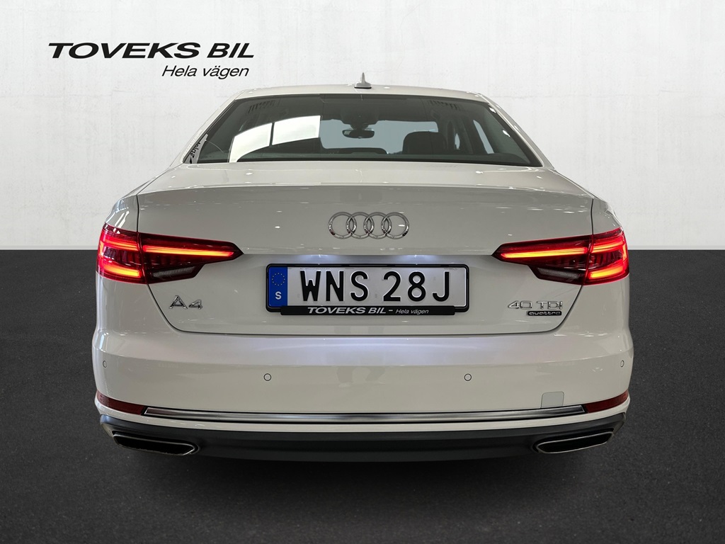 Audi A4 Sedan