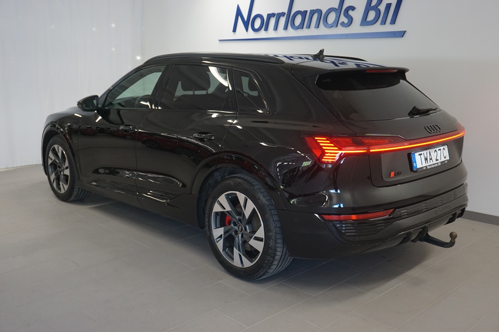 Audi Q8 e-tron