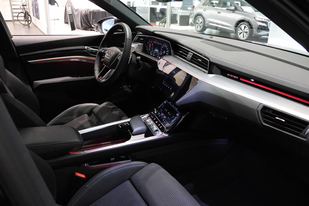 Audi Q8 e-tron