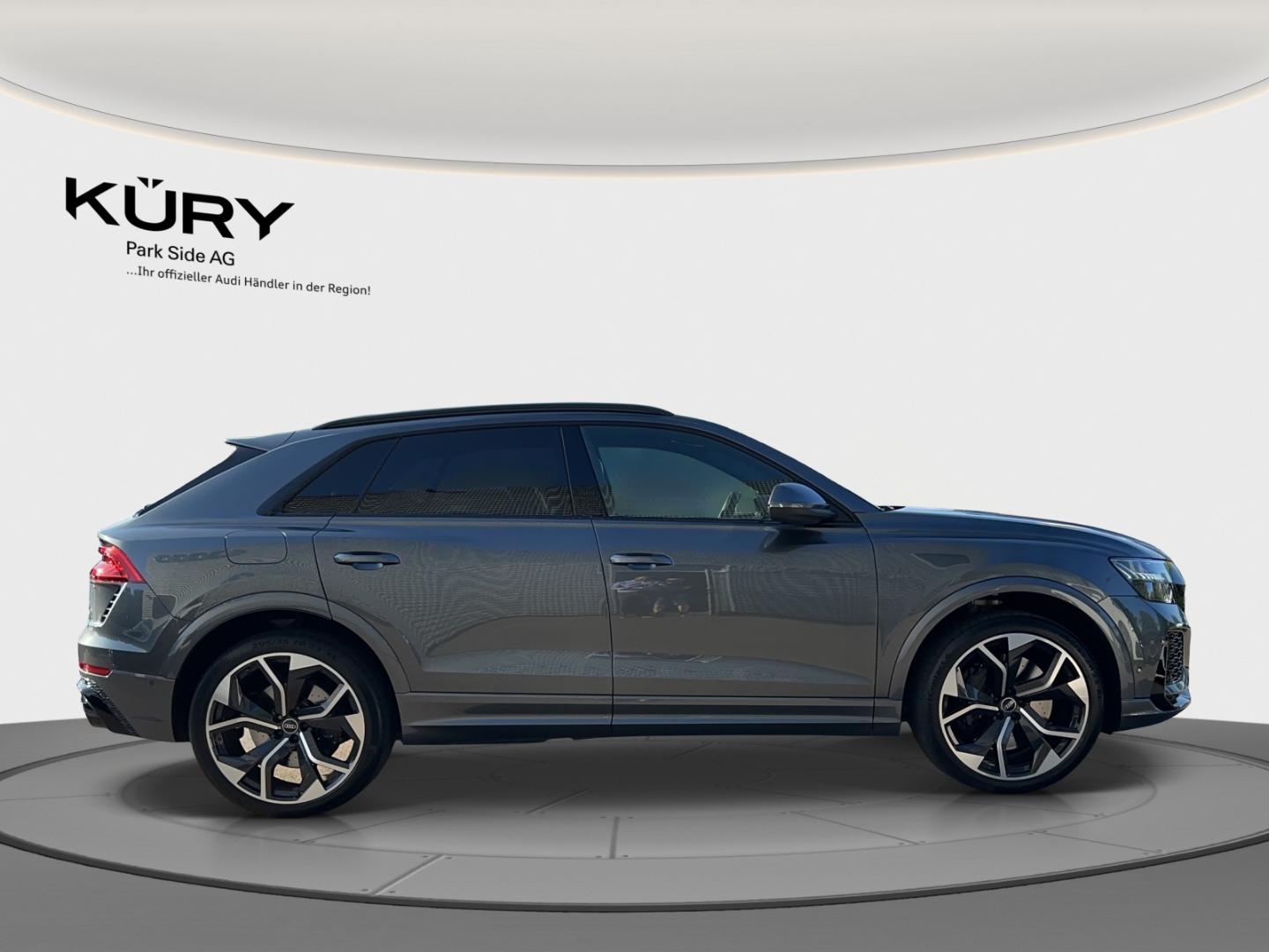 Audi RS Q8 SUV