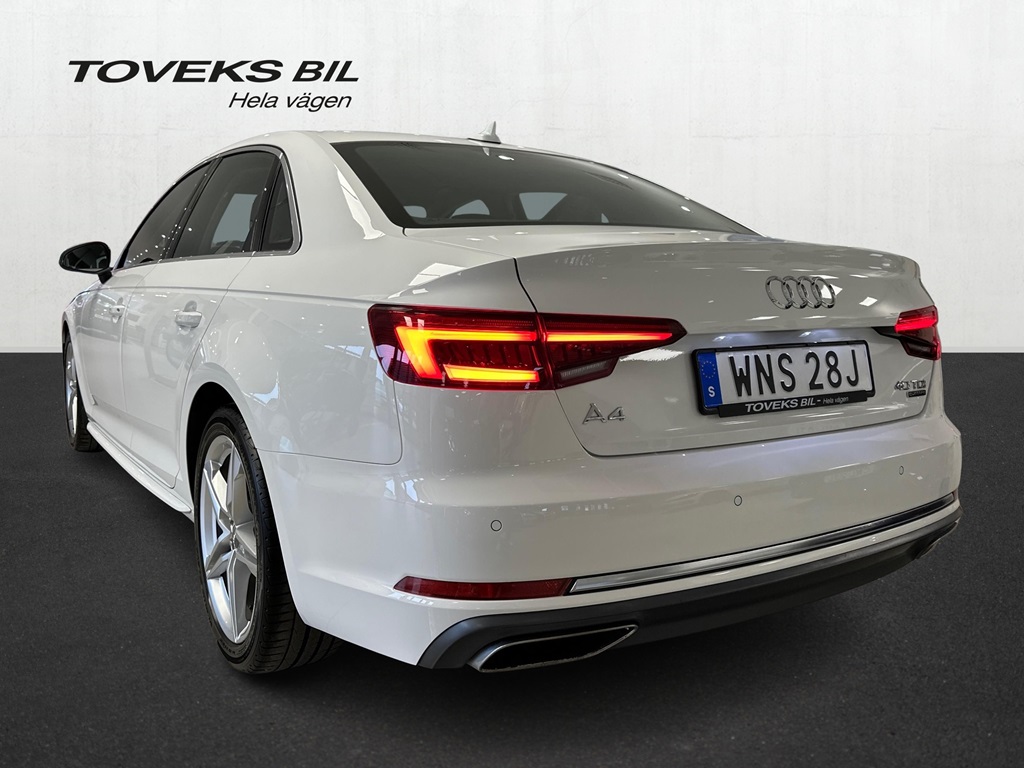 Audi A4 Sedan