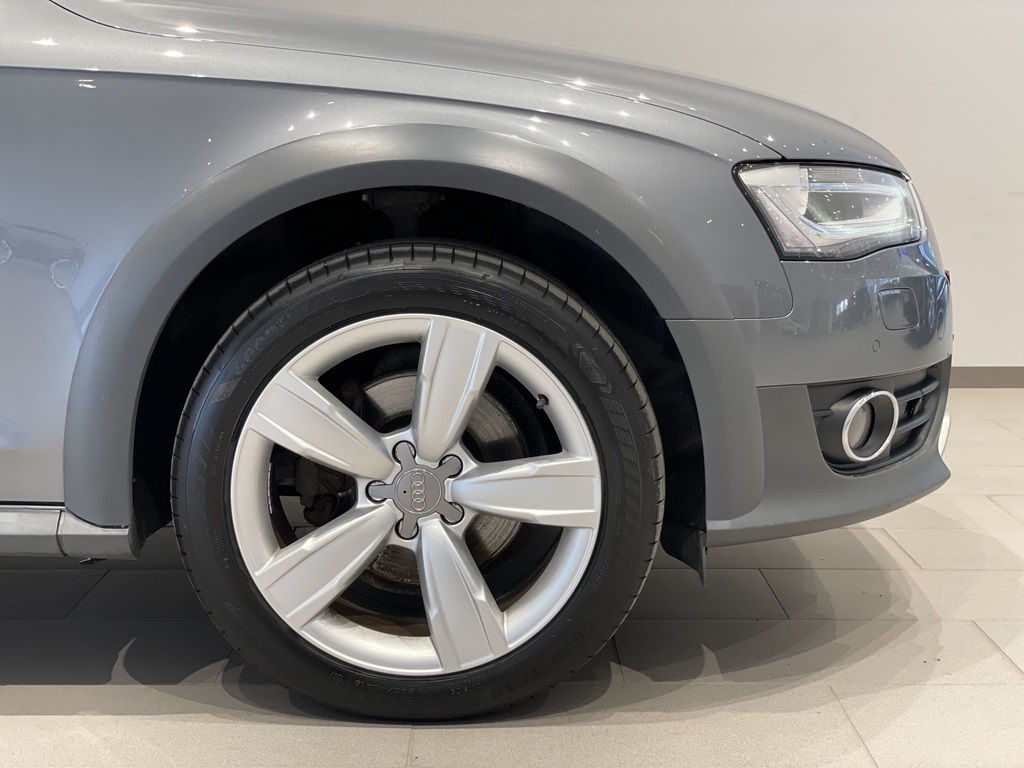 Audi A4 allroad quattro