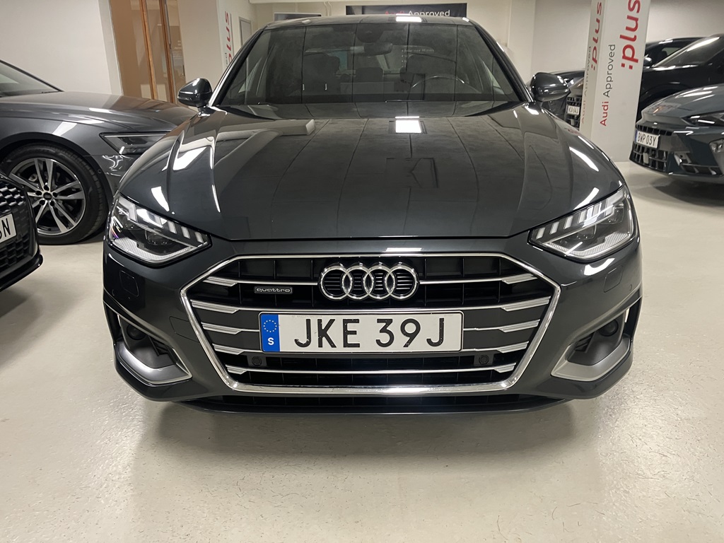 Audi A4 Sedan