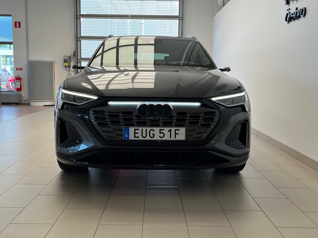 Audi Q8 Sportback e-tron