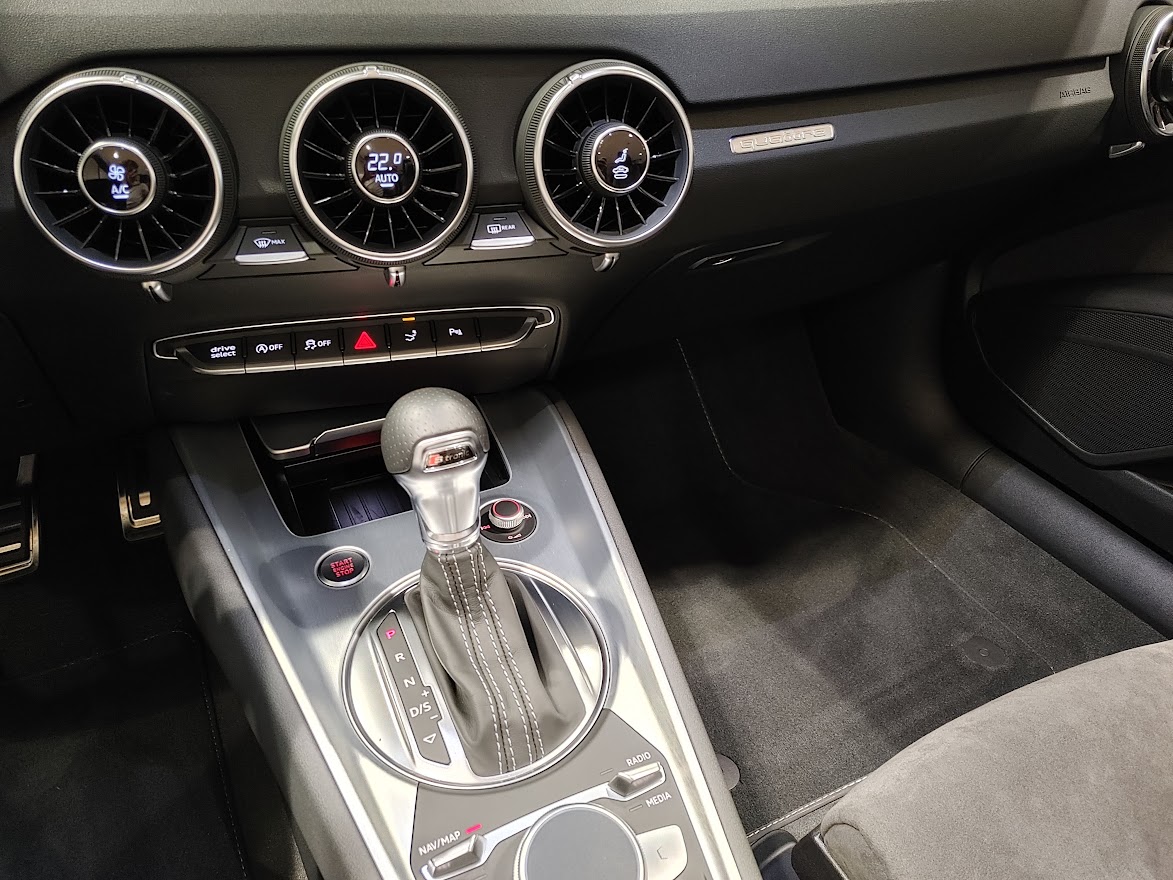 Audi TT Roadster