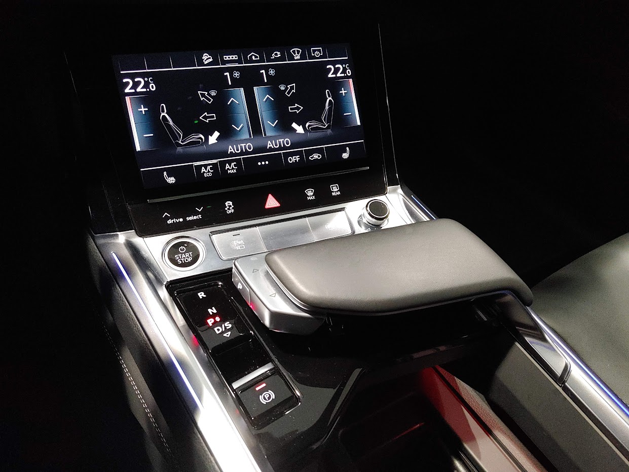 Audi e-tron