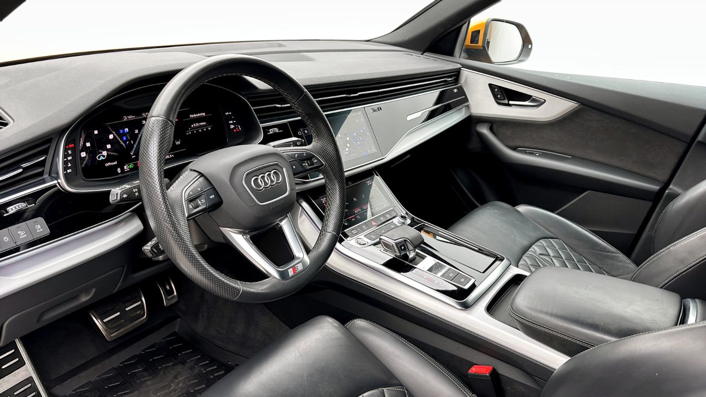 Audi Q8