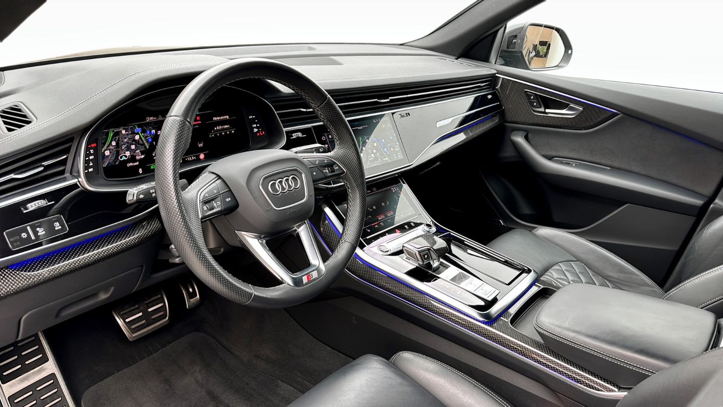 Audi Q8