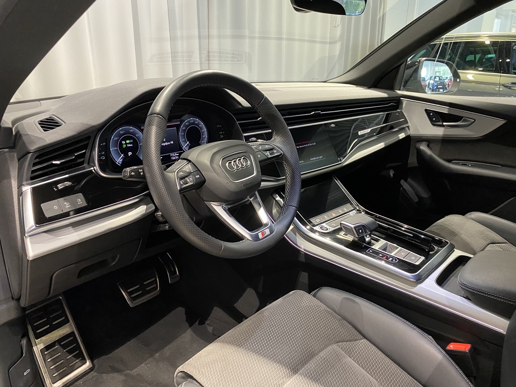 Audi Q8 TFSI e