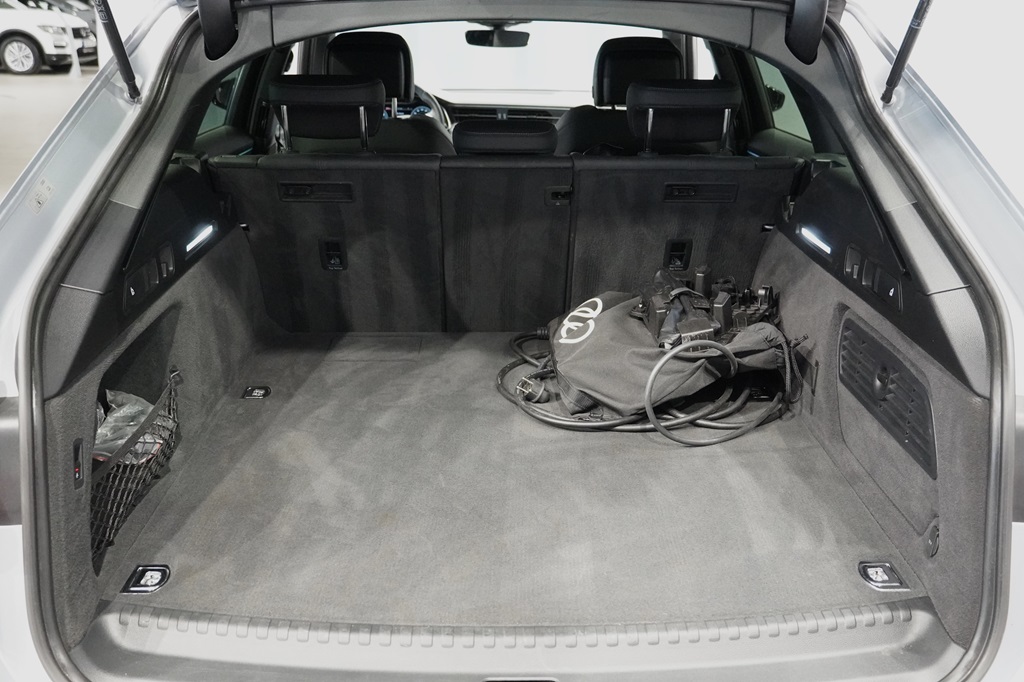 Audi A6 Avant TFSI e