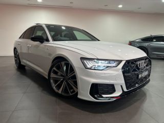 Audi A6 Sedan