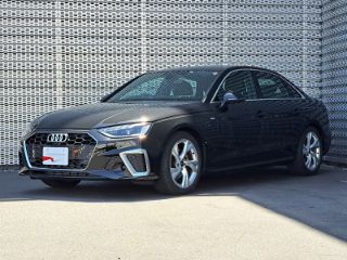 Audi A4 Sedan