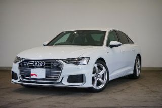 Audi A6 Sedan
