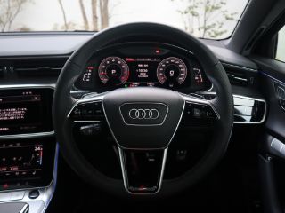 Audi A6 Sedan