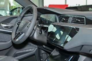Audi Q8 Sportback e-tron