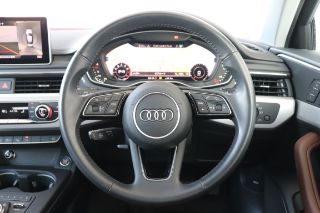 Audi A4 Sedan