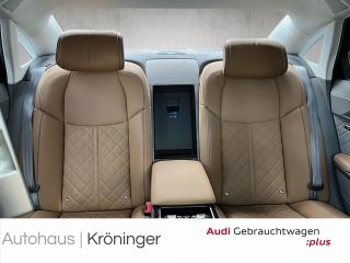 Audi A8 Lang