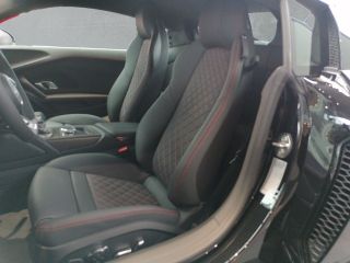 Audi R8 Coupé V10 performance quattro