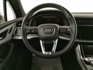 Audi Q7 SUV