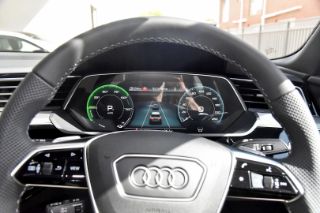 Audi Q8 Sportback e-tron