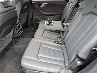 Audi SQ7 SUV
