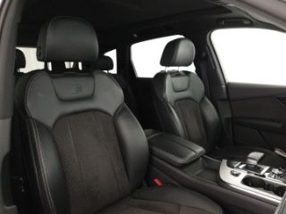 Audi Q7 SUV