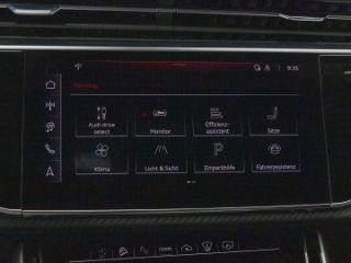 Audi RS Q8 SUV performance