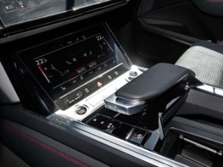 Audi Q8 Sportback e-tron