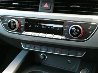 Audi A4 Sedan