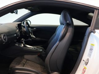 Audi TT Coupé