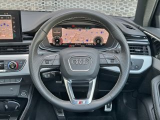 Audi A4 Sedan