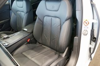Audi A6 Sedan