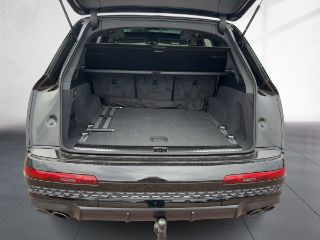 Audi SQ7 SUV