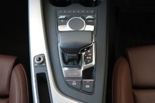 Audi A4 Sedan