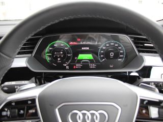 Audi Q8 Sportback e-tron