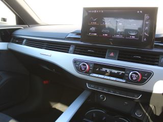 Audi A4 Sedan