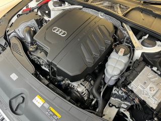 Audi A4 Sedan