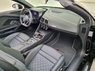 Audi R8 Spyder V10 performance quattro