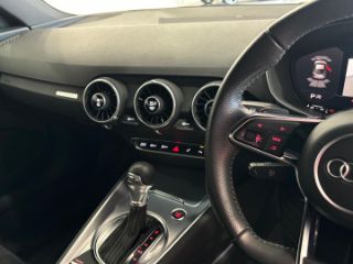 Audi TT Coupé