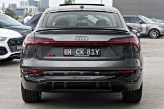 Audi Q8 Sportback e-tron