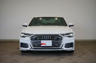 Audi A6 Sedan