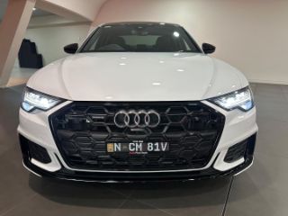 Audi A6 Sedan